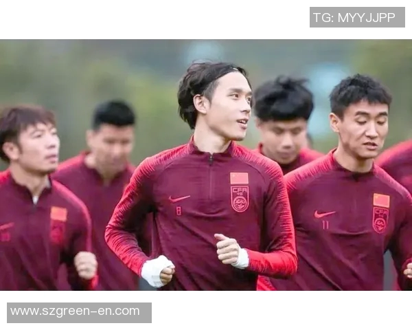 足球场上的颜值与实力并存 最帅射门球星盘点与分析